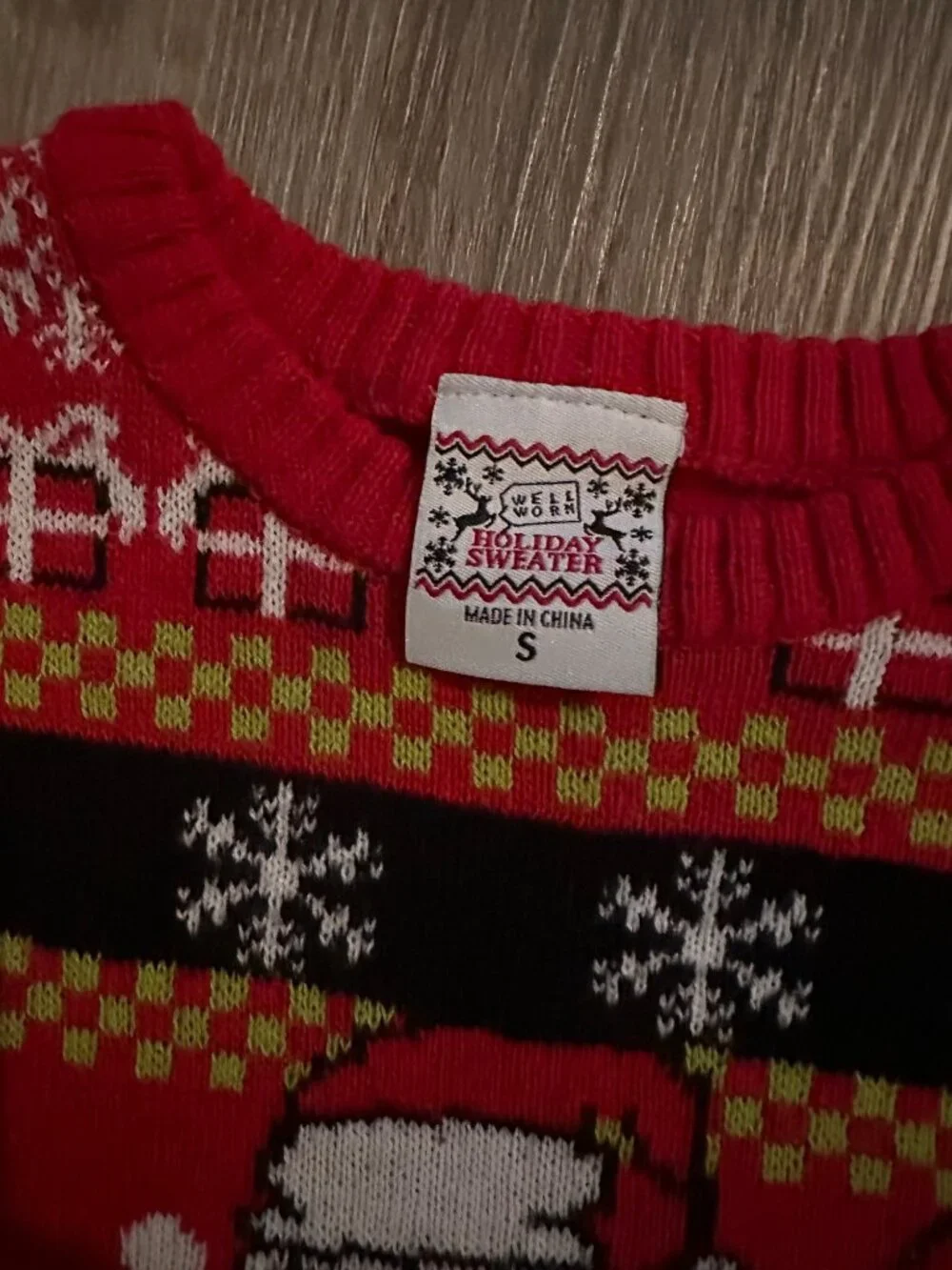 Well Worn Holiday Christmas Sweater Santa skateboarding
